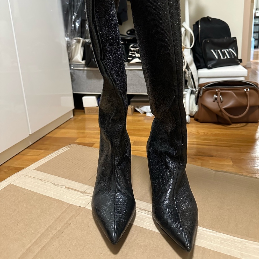 Elegant Shiny Crinkle Black Knee-High Women's Boots Pointed toe